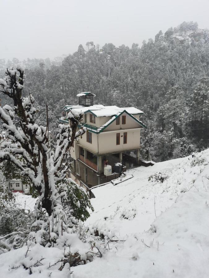 Apartment Aagaman Woods *